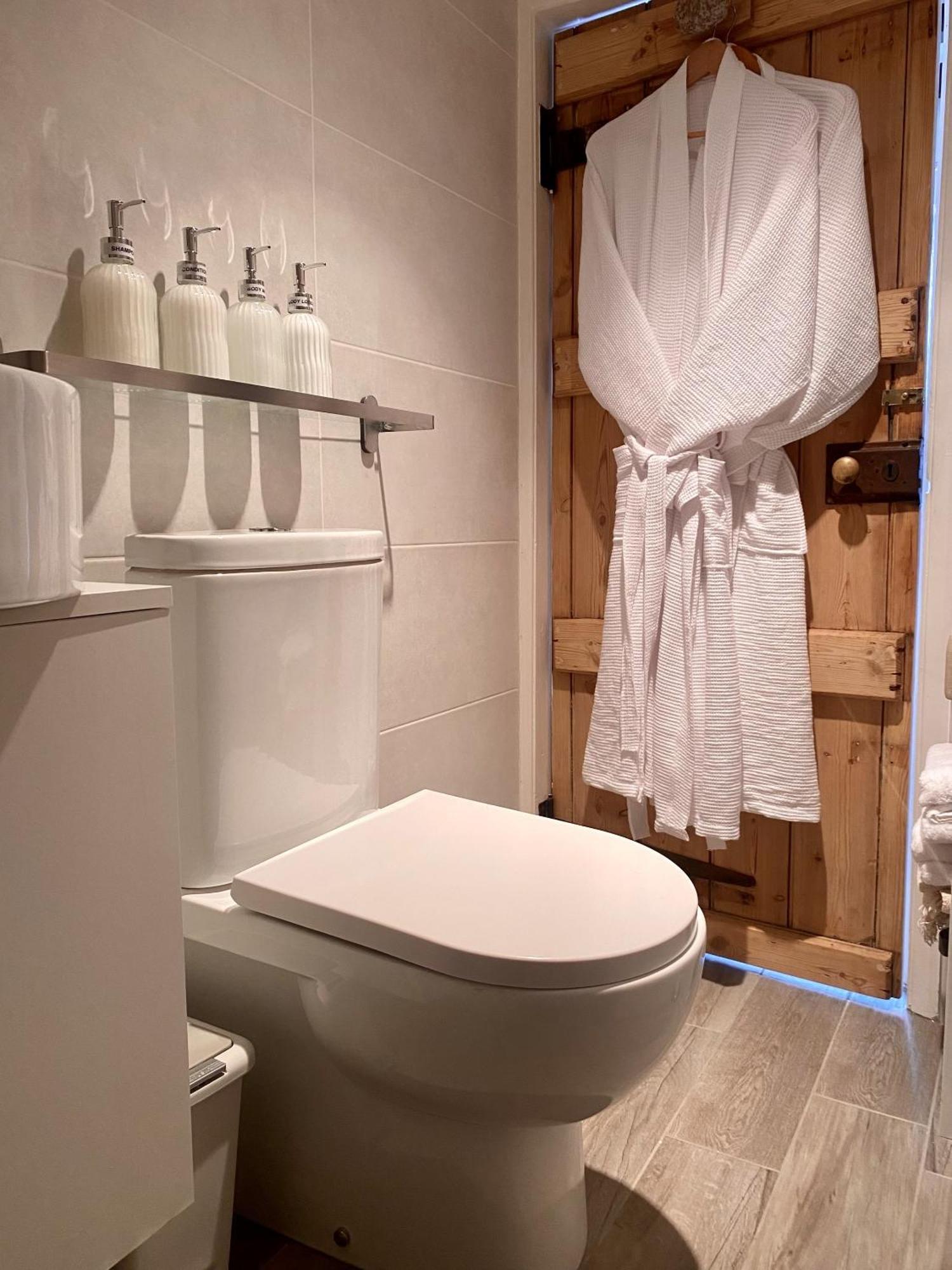 Chestnut Tree Cottage, 7 High Street Ardingly Phòng bức ảnh