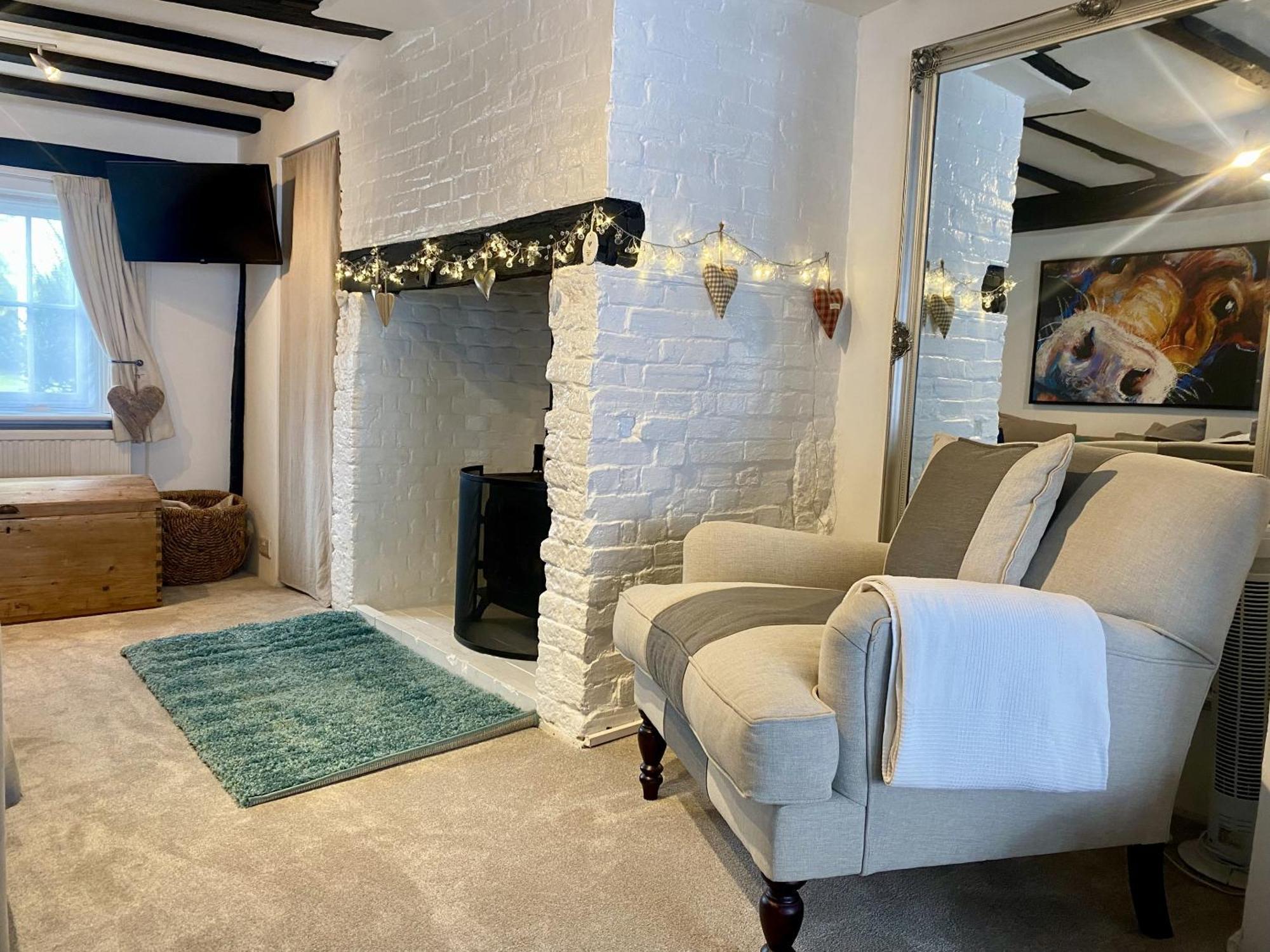 Chestnut Tree Cottage, 7 High Street Ardingly Phòng bức ảnh